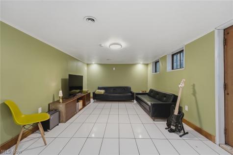 13416 Havendale Drive Brook Park OH 44142