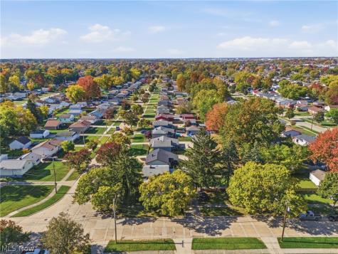 13416 Havendale Drive Brook Park OH 44142