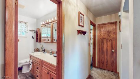 1195 New Milford Road Atwater OH 44201