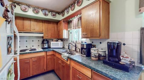 1195 New Milford Road Atwater OH 44201