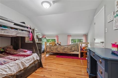 21 Harmony Hills Drive Akron OH 44321
