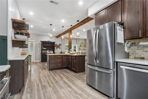 21 Harmony Hills Drive Akron OH 44321
