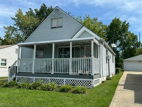 4413 E 158th Street Cleveland OH 44128