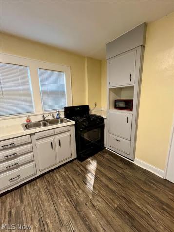 1116 Murray Avenue Akron OH 44310