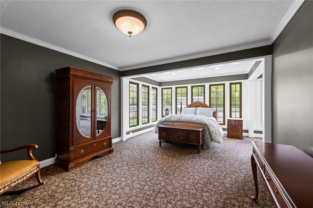 6736 Big Creek Parkway Middleburg Heights OH 44130