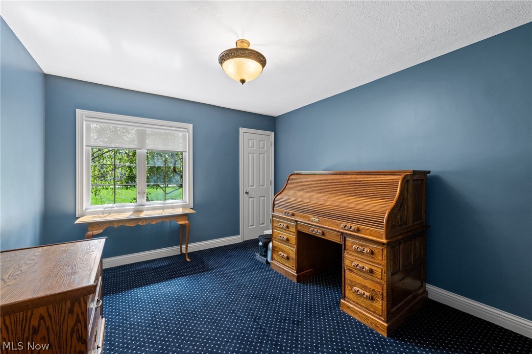 6736 Big Creek Parkway Middleburg Heights OH 44130