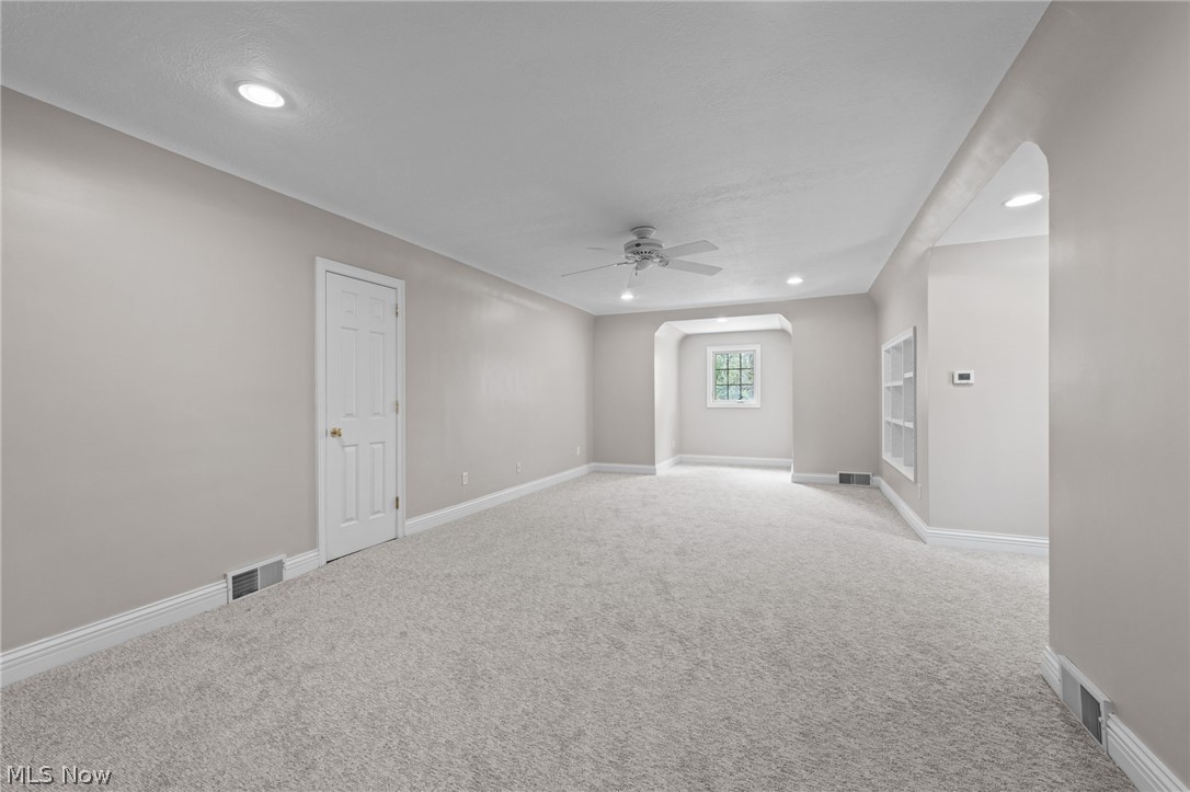 6736 Big Creek Parkway Middleburg Heights OH 44130