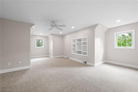 6736 Big Creek Parkway Middleburg Heights OH 44130