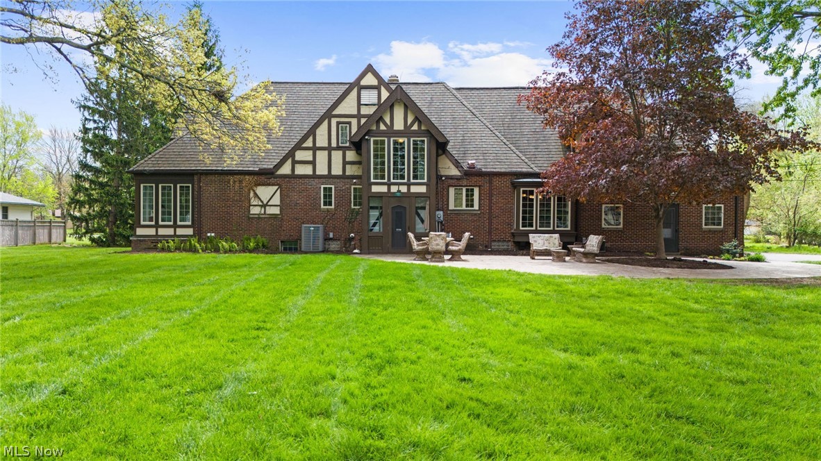 6736 Big Creek Parkway Middleburg Heights OH 44130