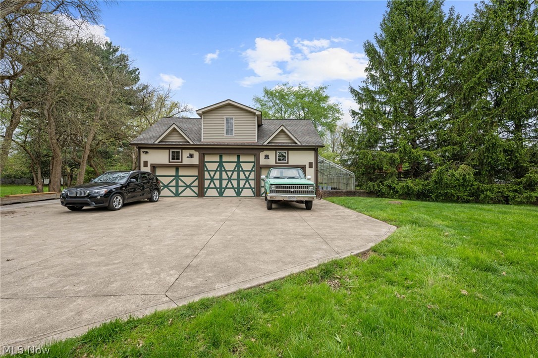 6736 Big Creek Parkway Middleburg Heights OH 44130