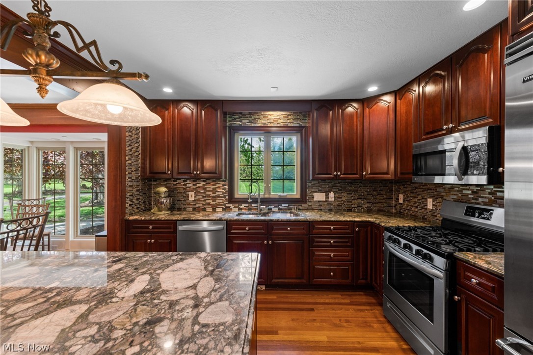 6736 Big Creek Parkway Middleburg Heights OH 44130