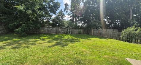 8415 Newcomb Drive Parma OH 44129