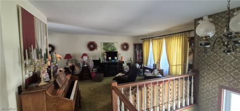 8415 Newcomb Drive Parma OH 44129
