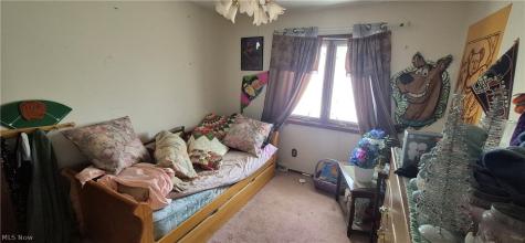 8415 Newcomb Drive Parma OH 44129