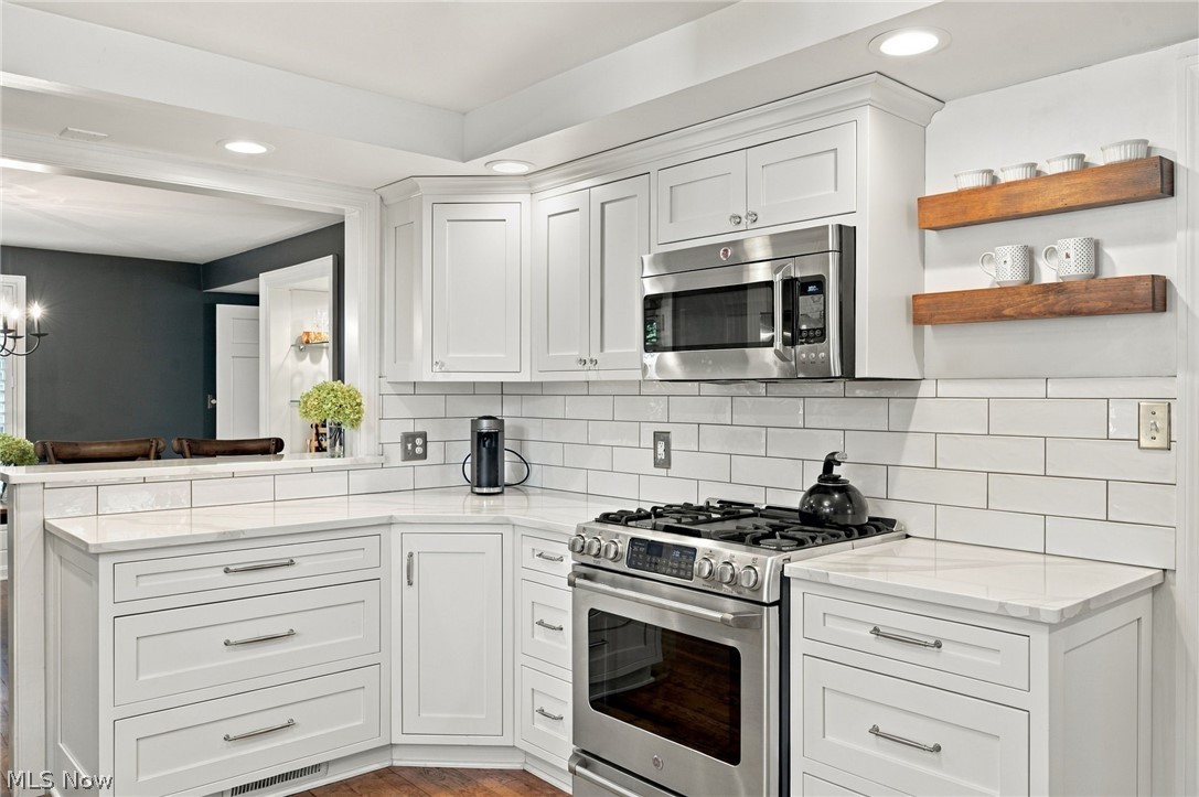 21348 Stratford Avenue Rocky River OH 44116