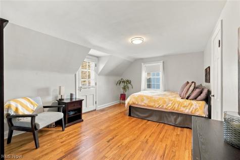 21348 Stratford Avenue Rocky River OH 44116
