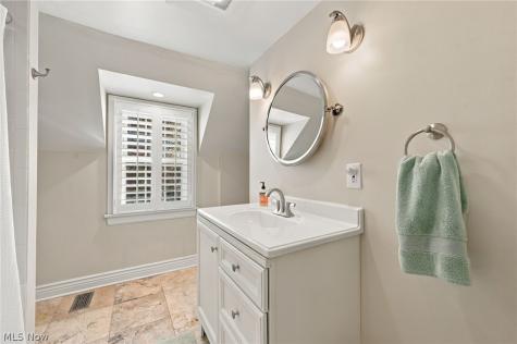 21348 Stratford Avenue Rocky River OH 44116