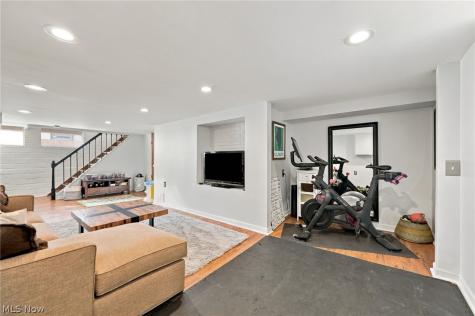 21348 Stratford Avenue Rocky River OH 44116
