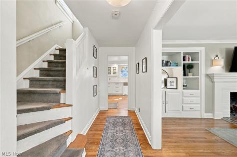 21348 Stratford Avenue Rocky River OH 44116