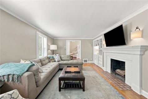 21348 Stratford Avenue Rocky River OH 44116
