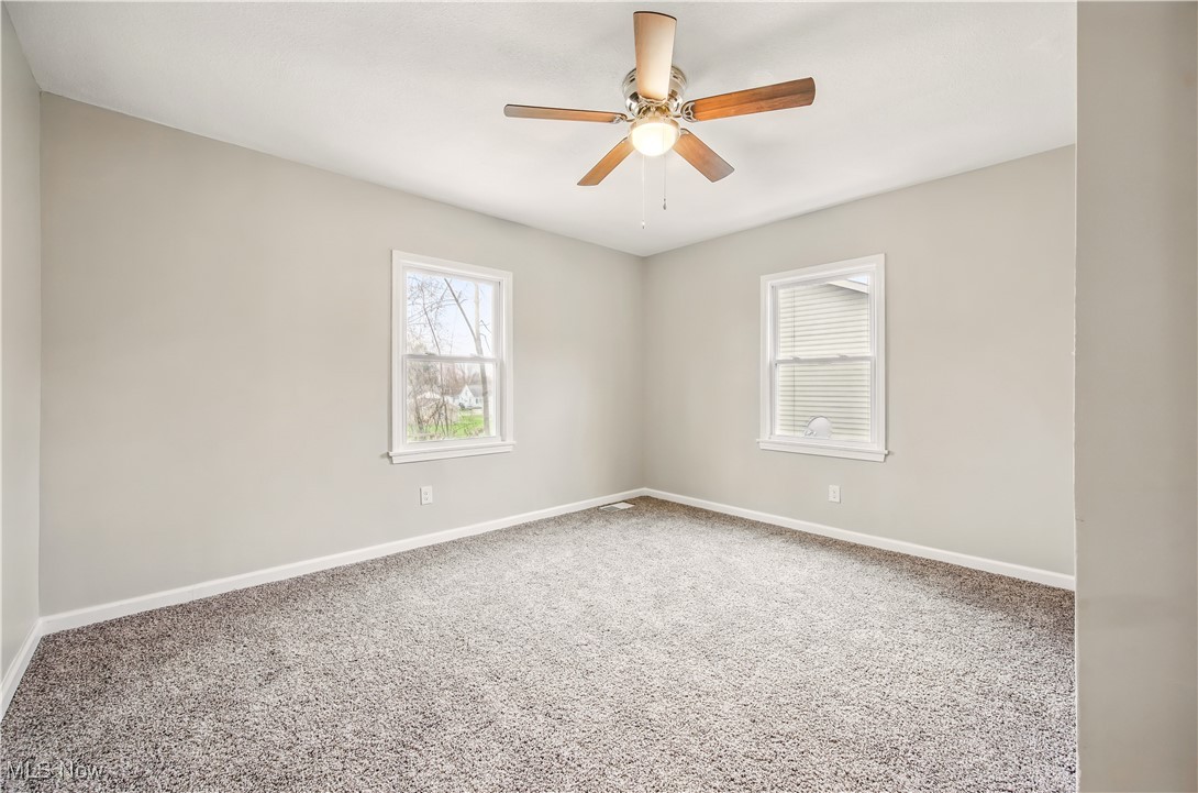 414 10th Street Struthers OH 44471