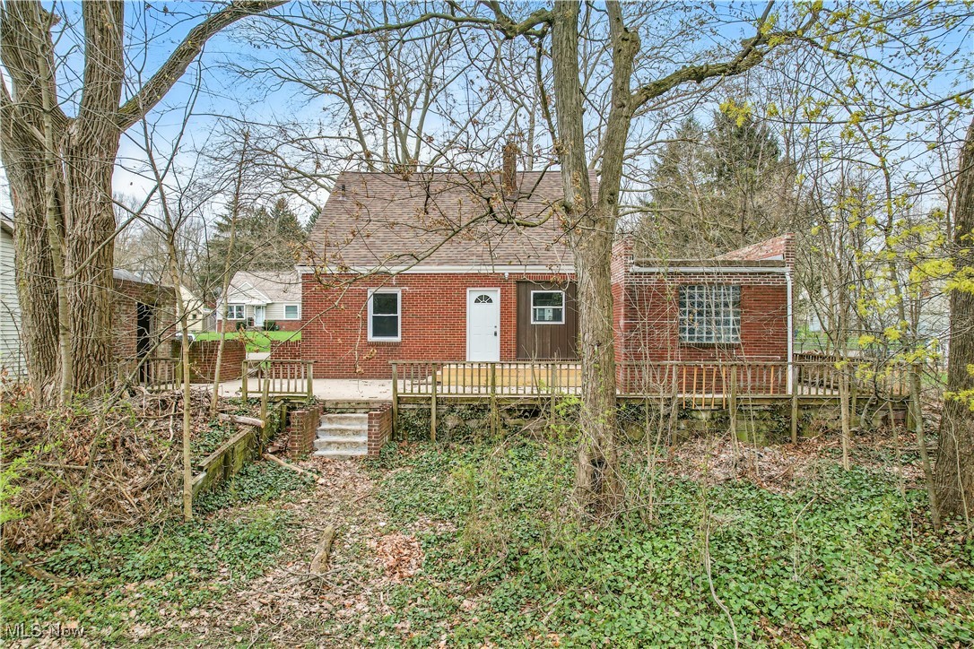414 10th Street Struthers OH 44471