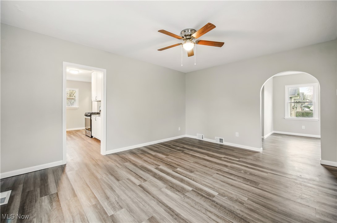 414 10th Street Struthers OH 44471