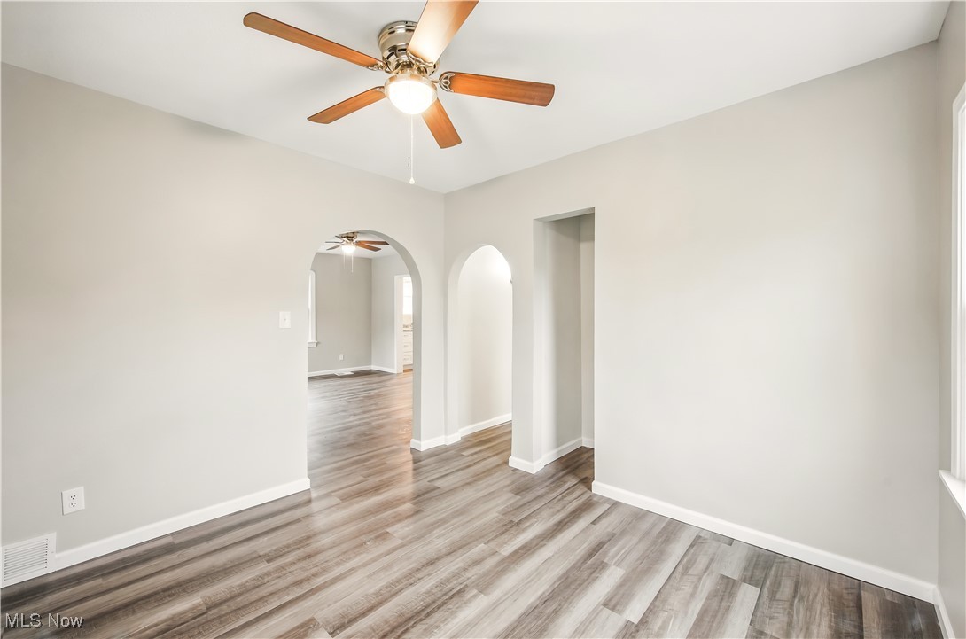 414 10th Street Struthers OH 44471