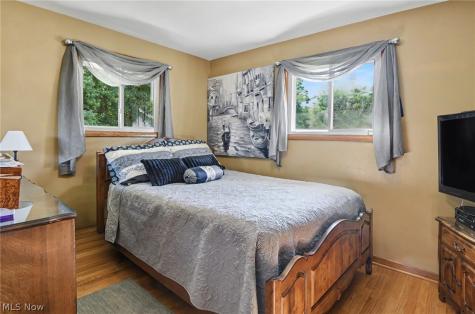 2441 Stocker Avenue Youngstown OH 44505