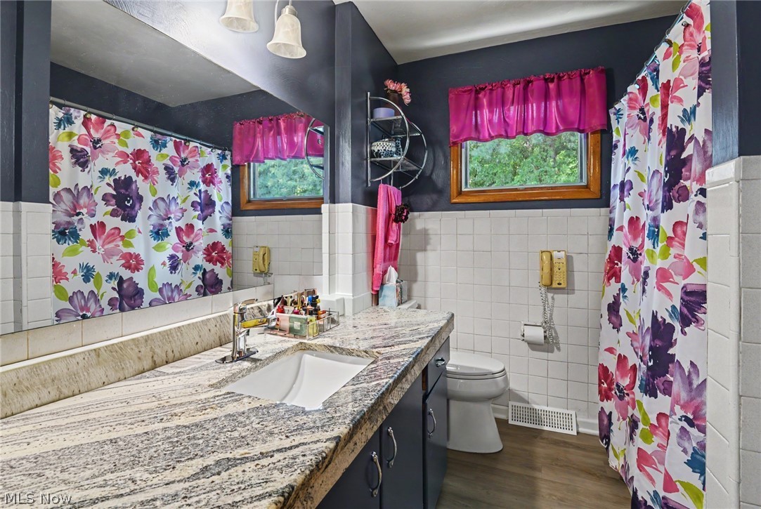 2441 Stocker Avenue Youngstown OH 44505