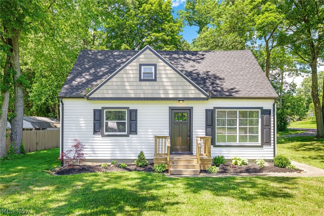 1371 Krumroy Road Akron OH 44306
