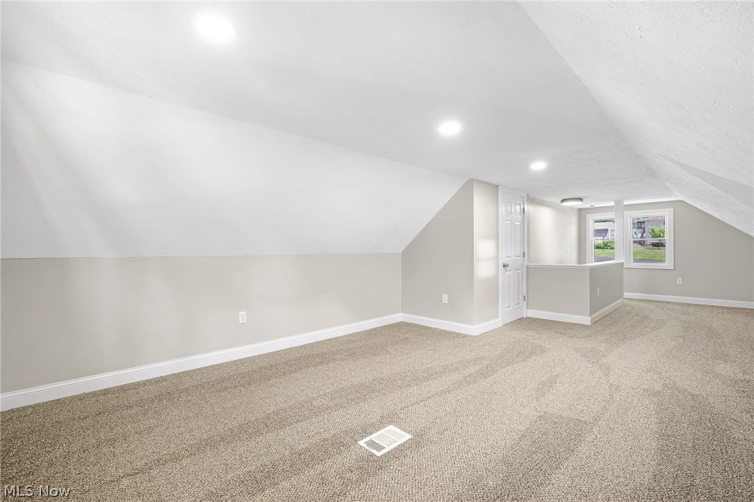 1371 Krumroy Road Akron OH 44306