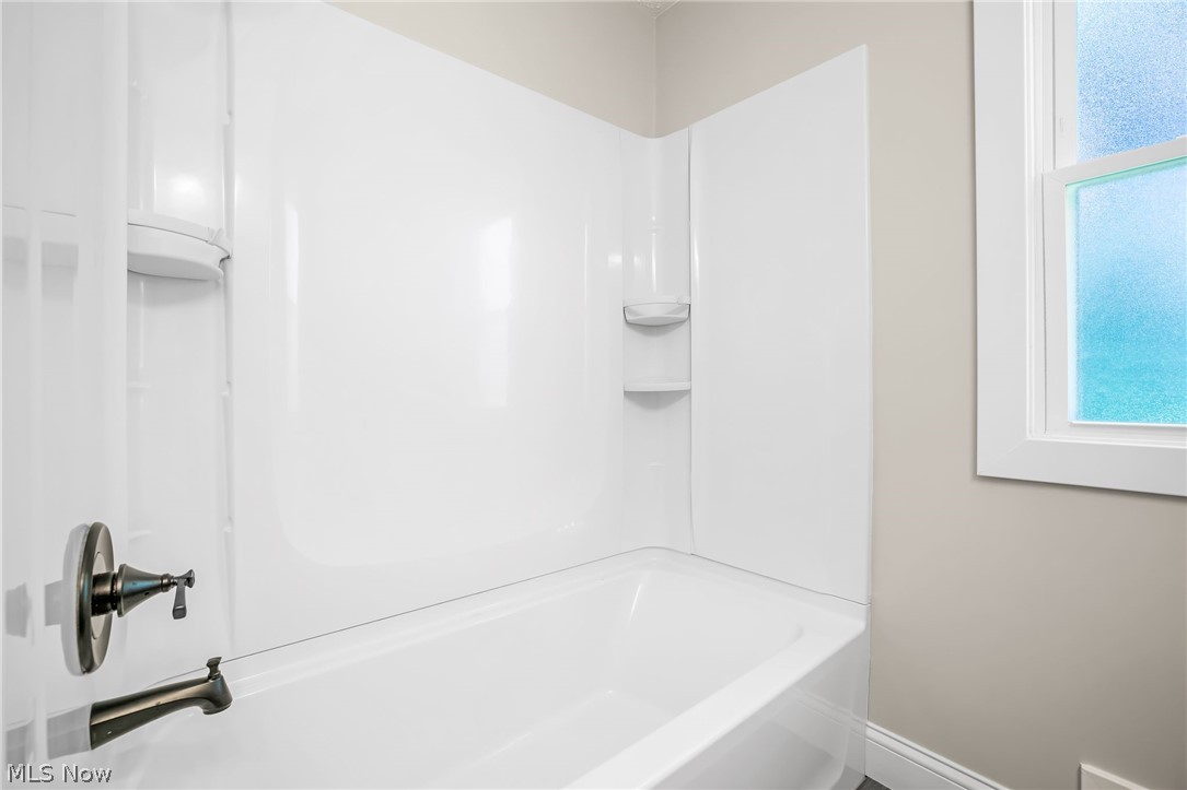 1371 Krumroy Road Akron OH 44306