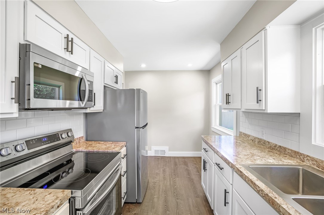 1371 Krumroy Road Akron OH 44306