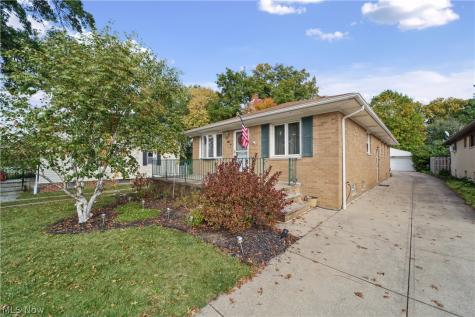 3933 Elmore Road Fairview Park OH 44126