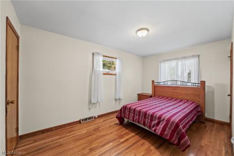 3933 Elmore Road Fairview Park OH 44126