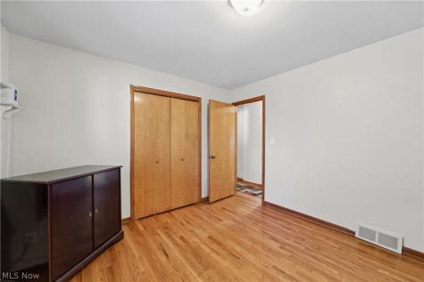 3933 Elmore Road Fairview Park OH 44126