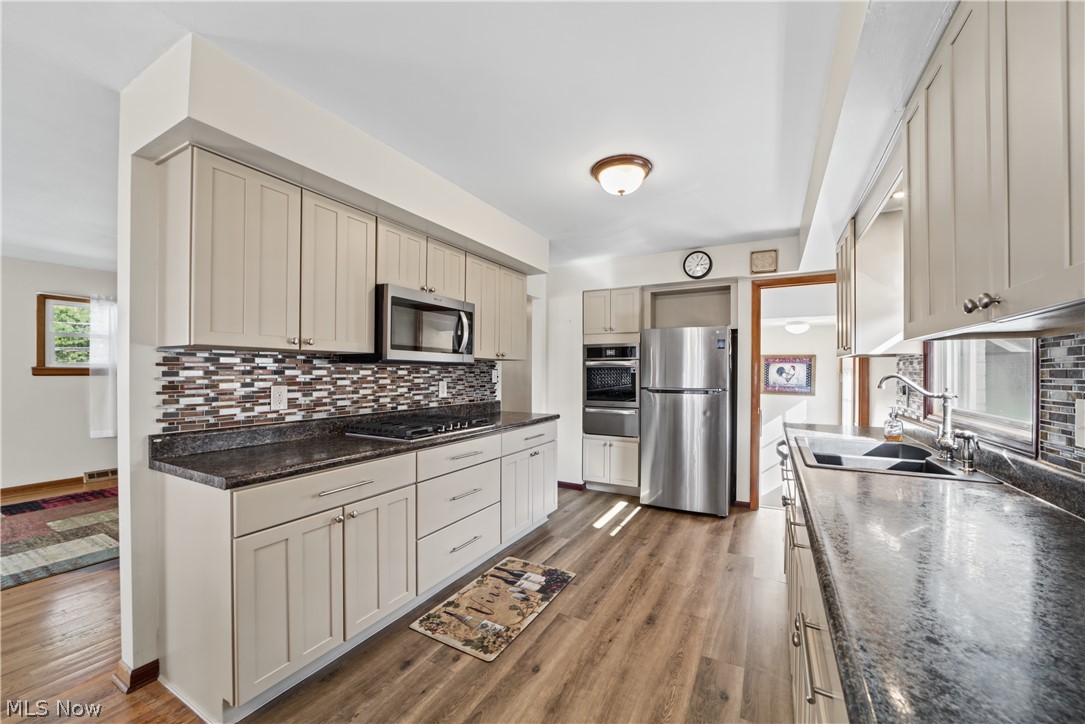 3933 Elmore Road Fairview Park OH 44126