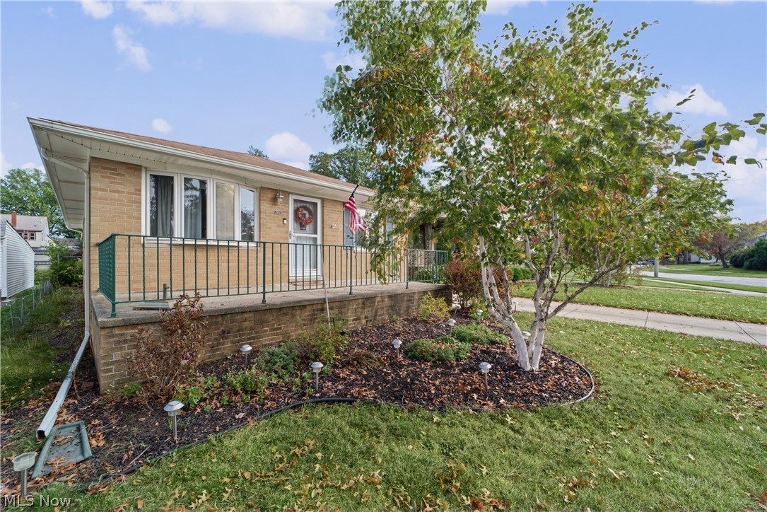 3933 Elmore Road Fairview Park OH 44126