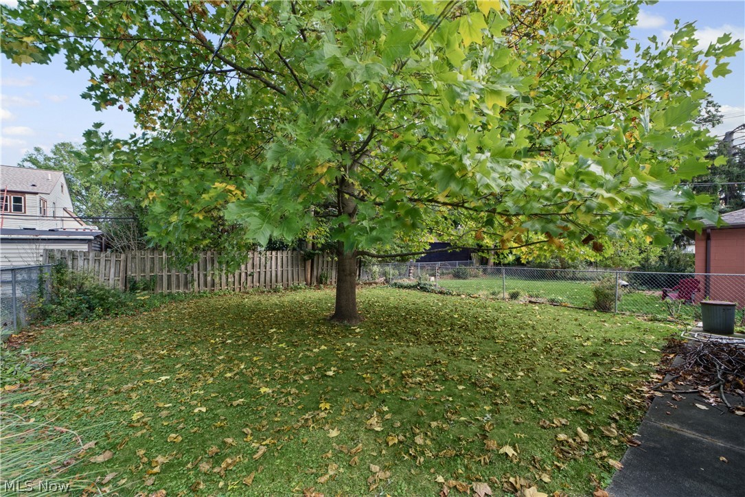 3933 Elmore Road Fairview Park OH 44126