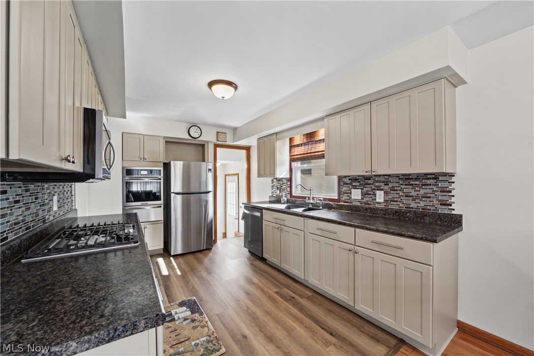 3933 Elmore Road Fairview Park OH 44126