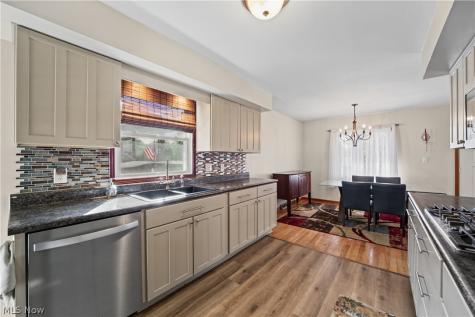 3933 Elmore Road Fairview Park OH 44126