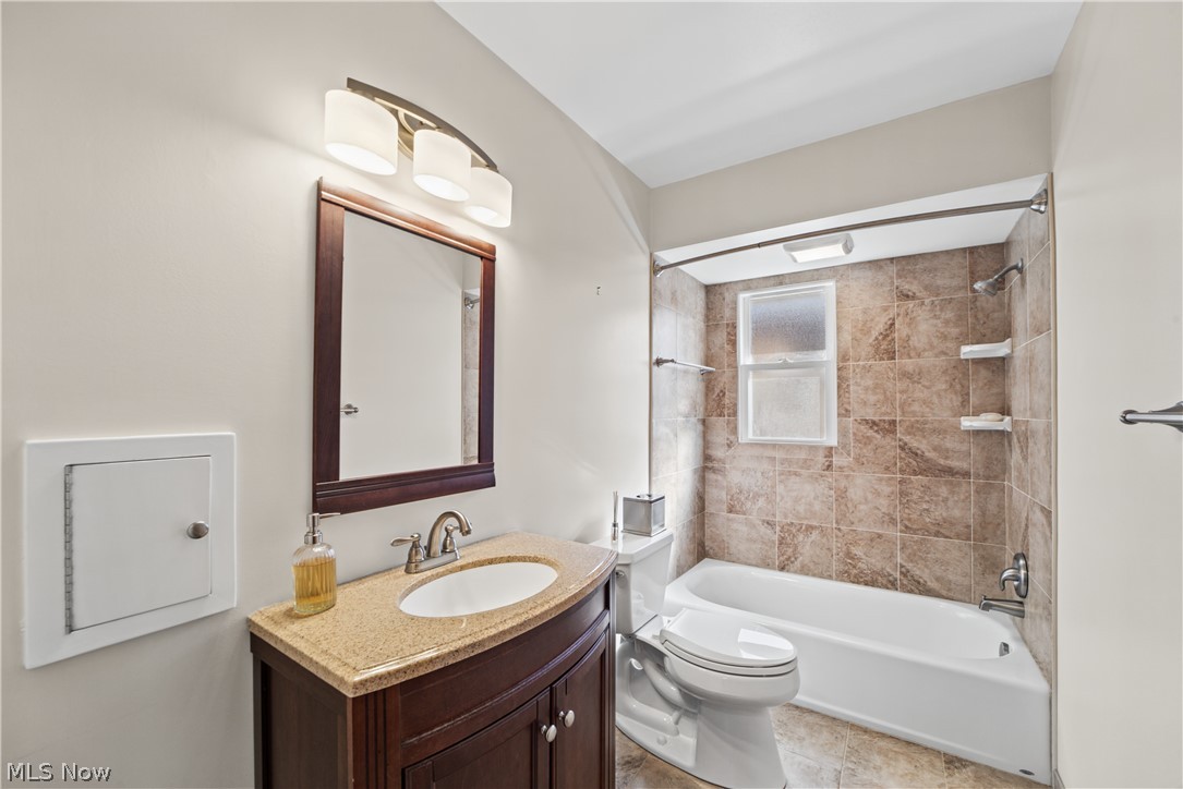 3933 Elmore Road Fairview Park OH 44126