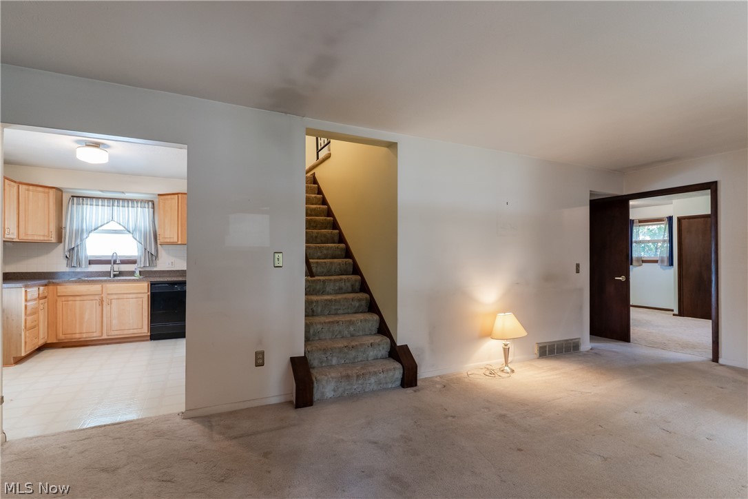 6391 Smith Road Brook Park OH 44142