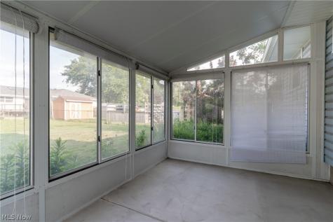 6391 Smith Road Brook Park OH 44142
