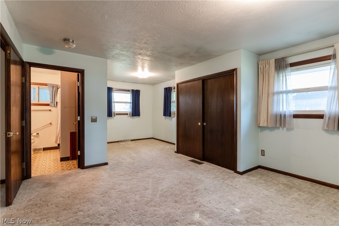6391 Smith Road Brook Park OH 44142