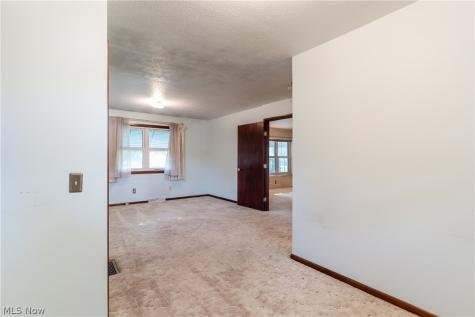 6391 Smith Road Brook Park OH 44142