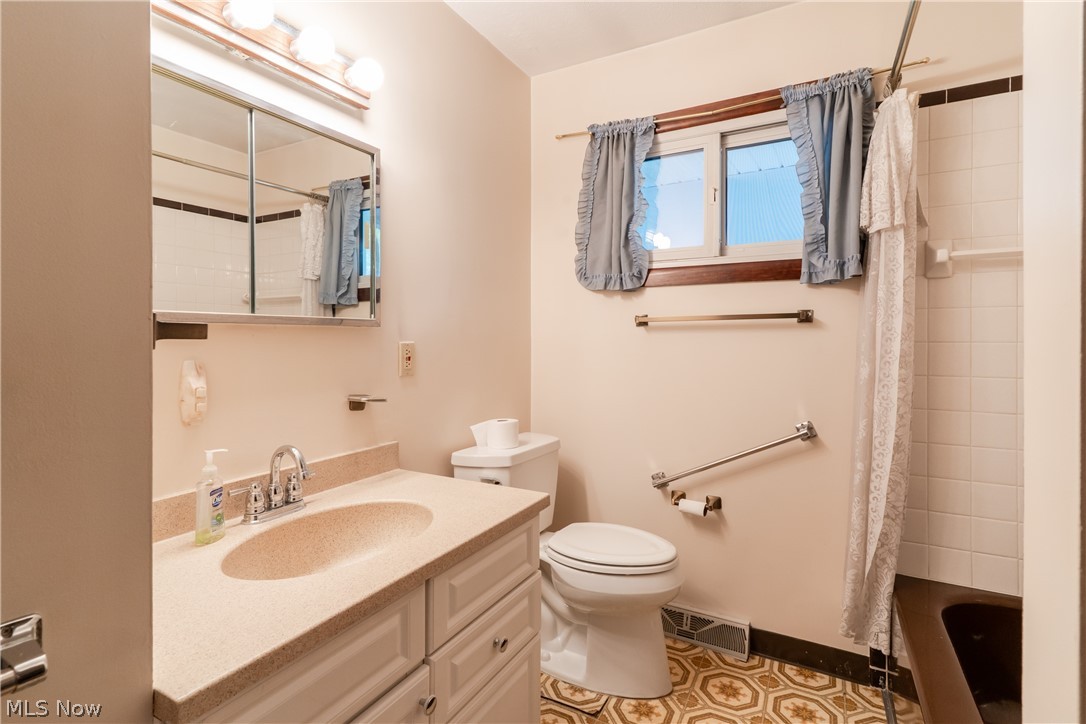 6391 Smith Road Brook Park OH 44142
