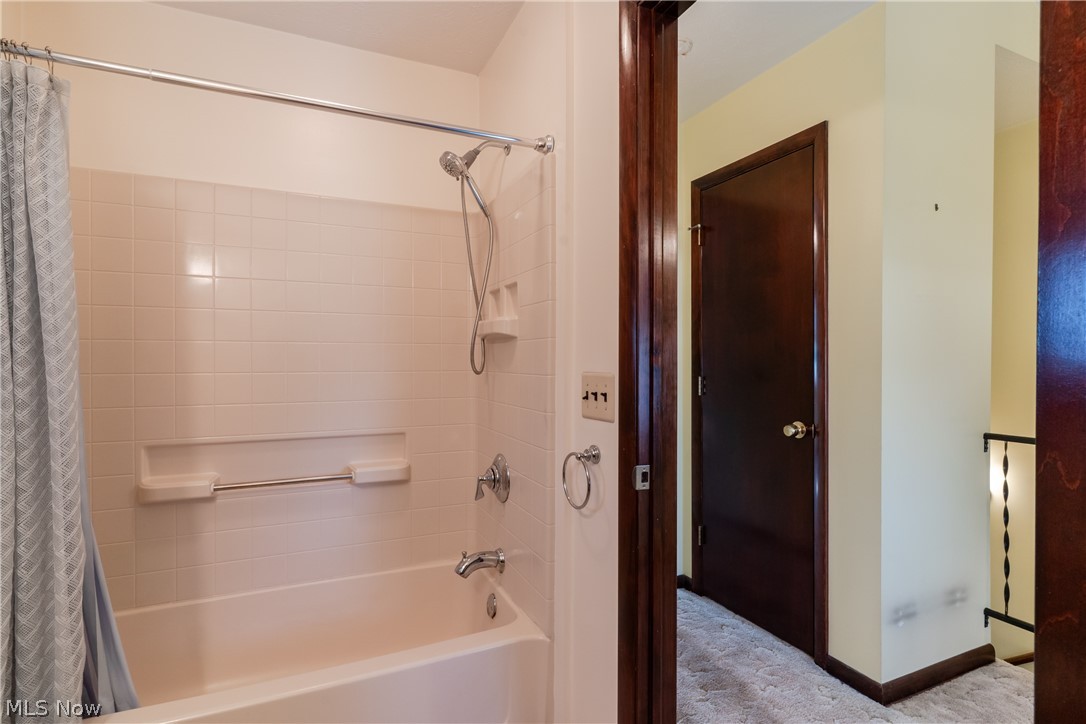 6391 Smith Road Brook Park OH 44142