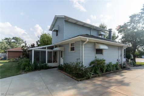 6391 Smith Road Brook Park OH 44142